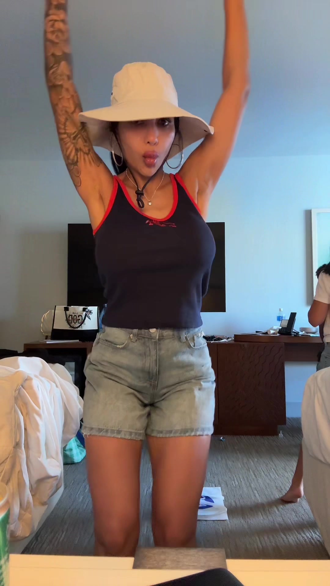 @Alexxys