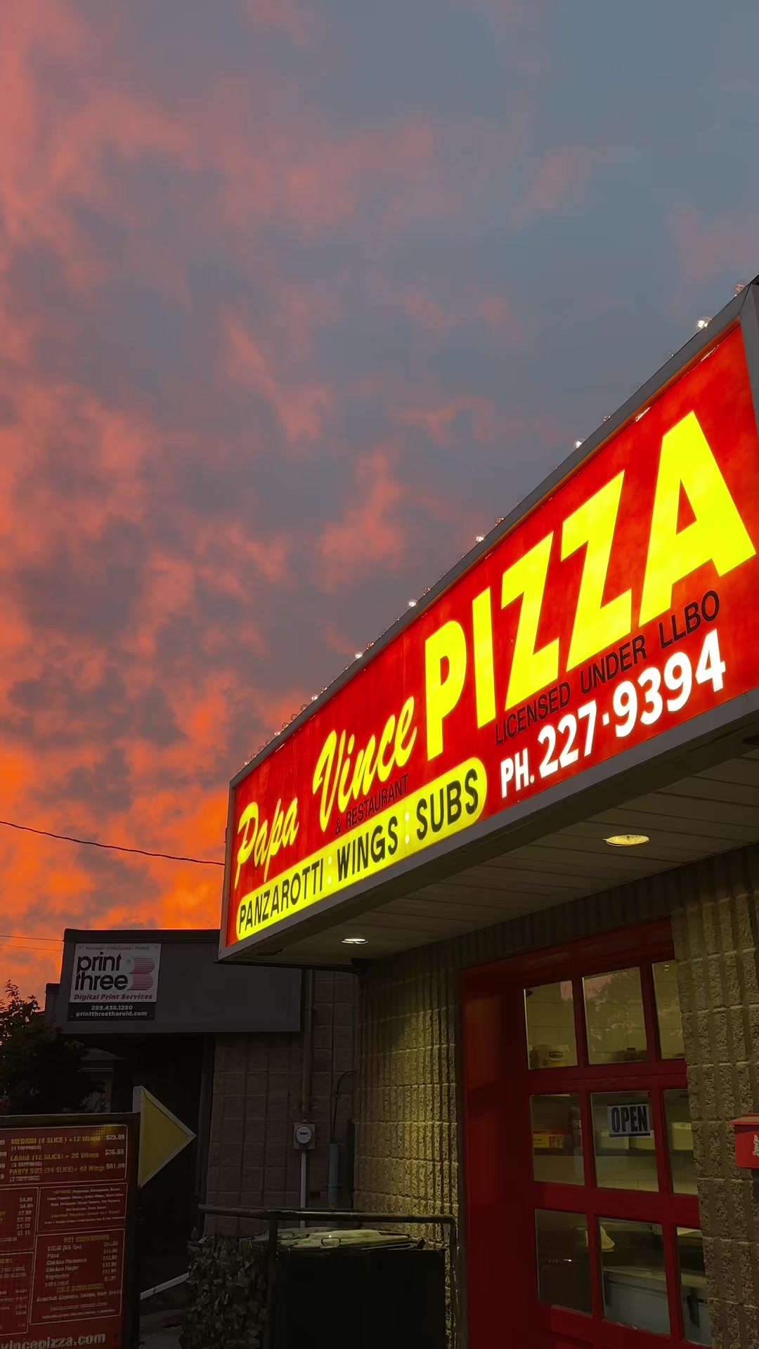 @Papa Vince Pizza