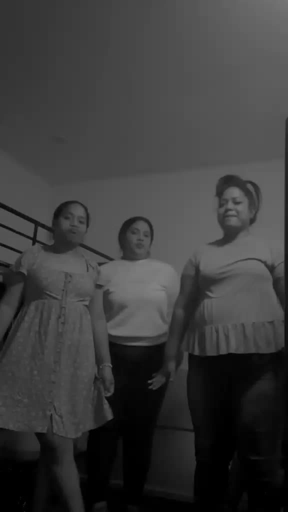 @tiktok.com/@Junior Nana