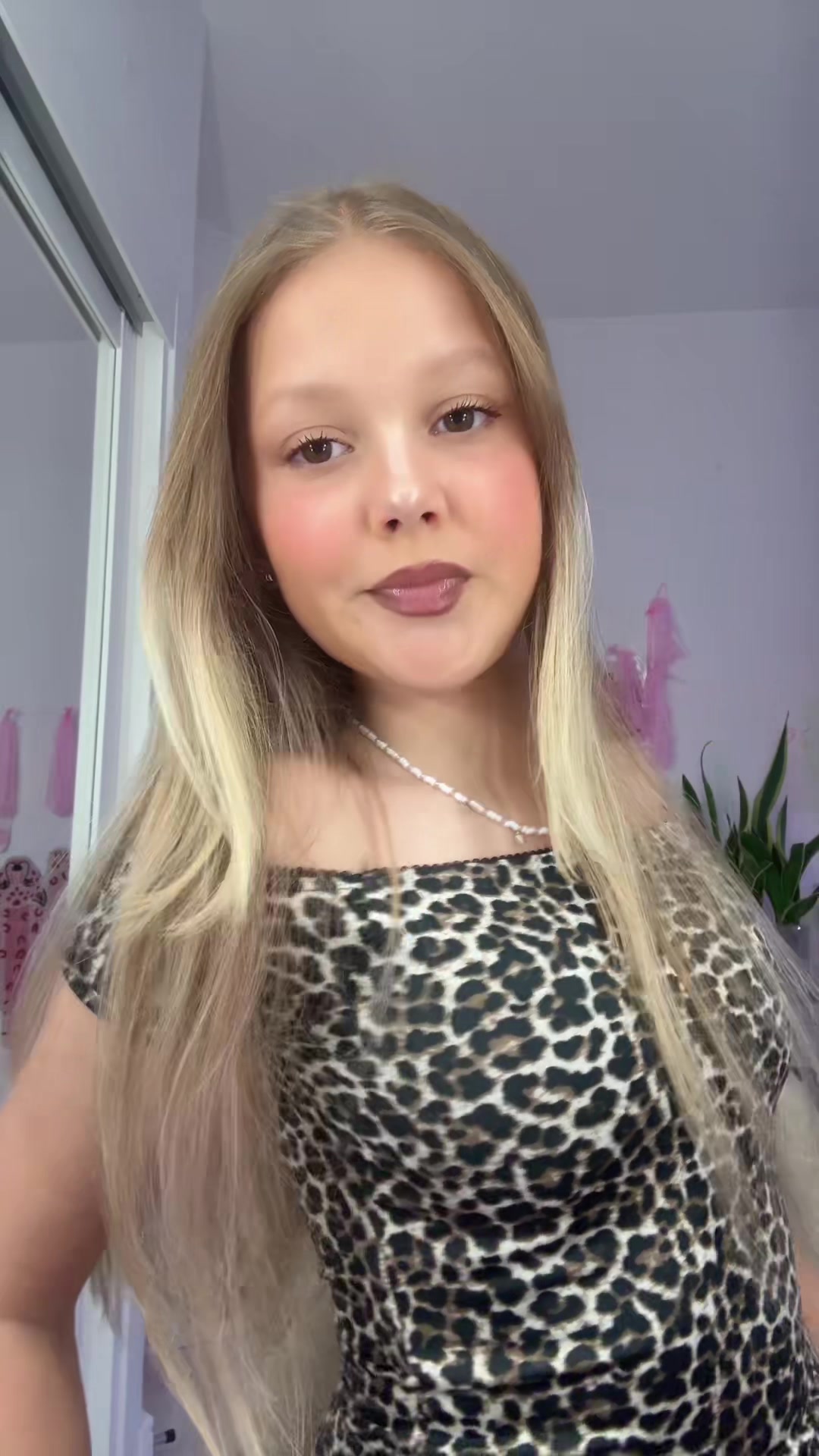 @abuziarovva_v