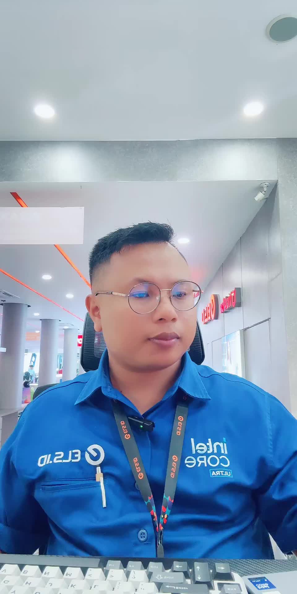 @Els Computer