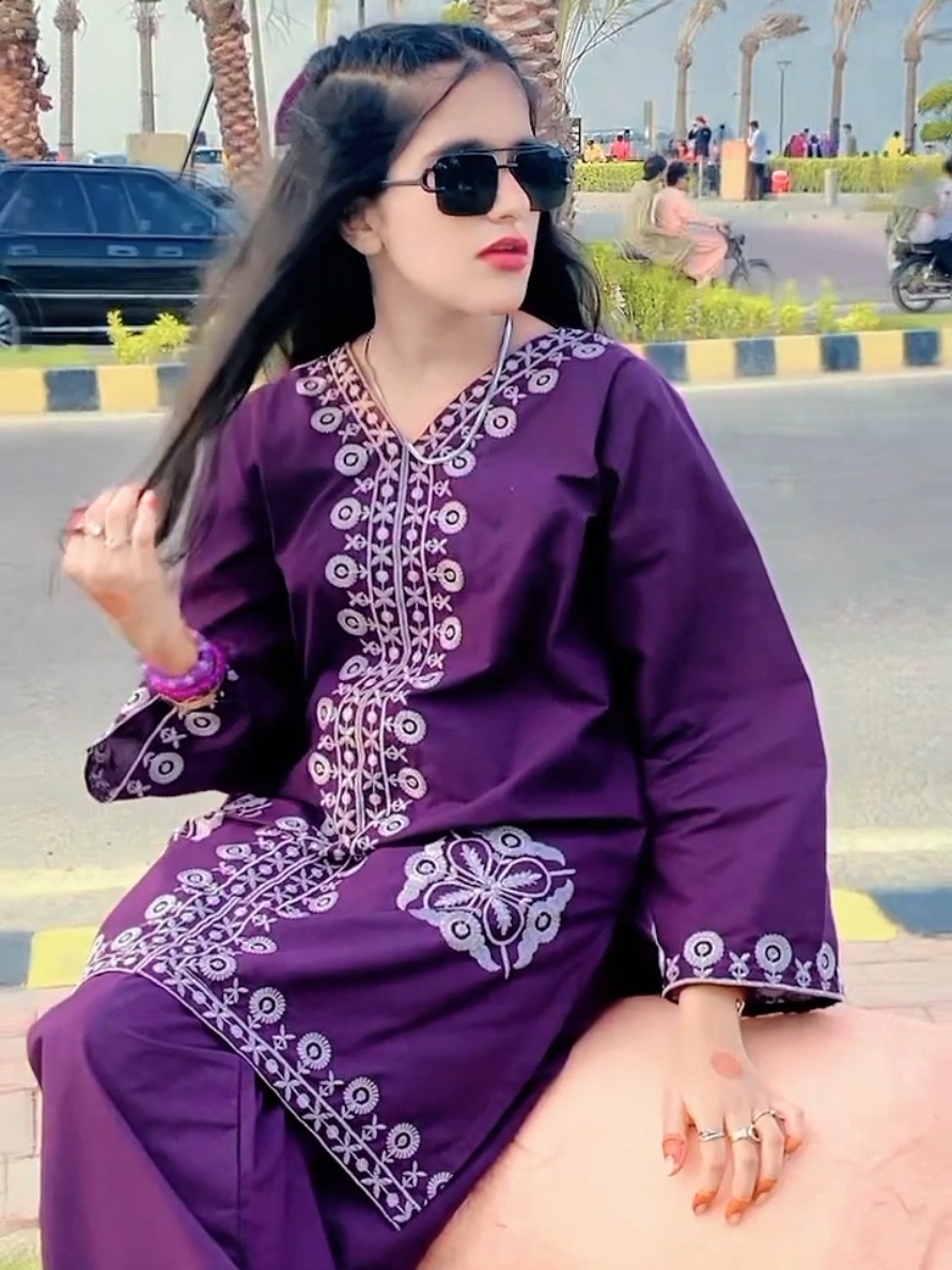 @Abbasi_girl302