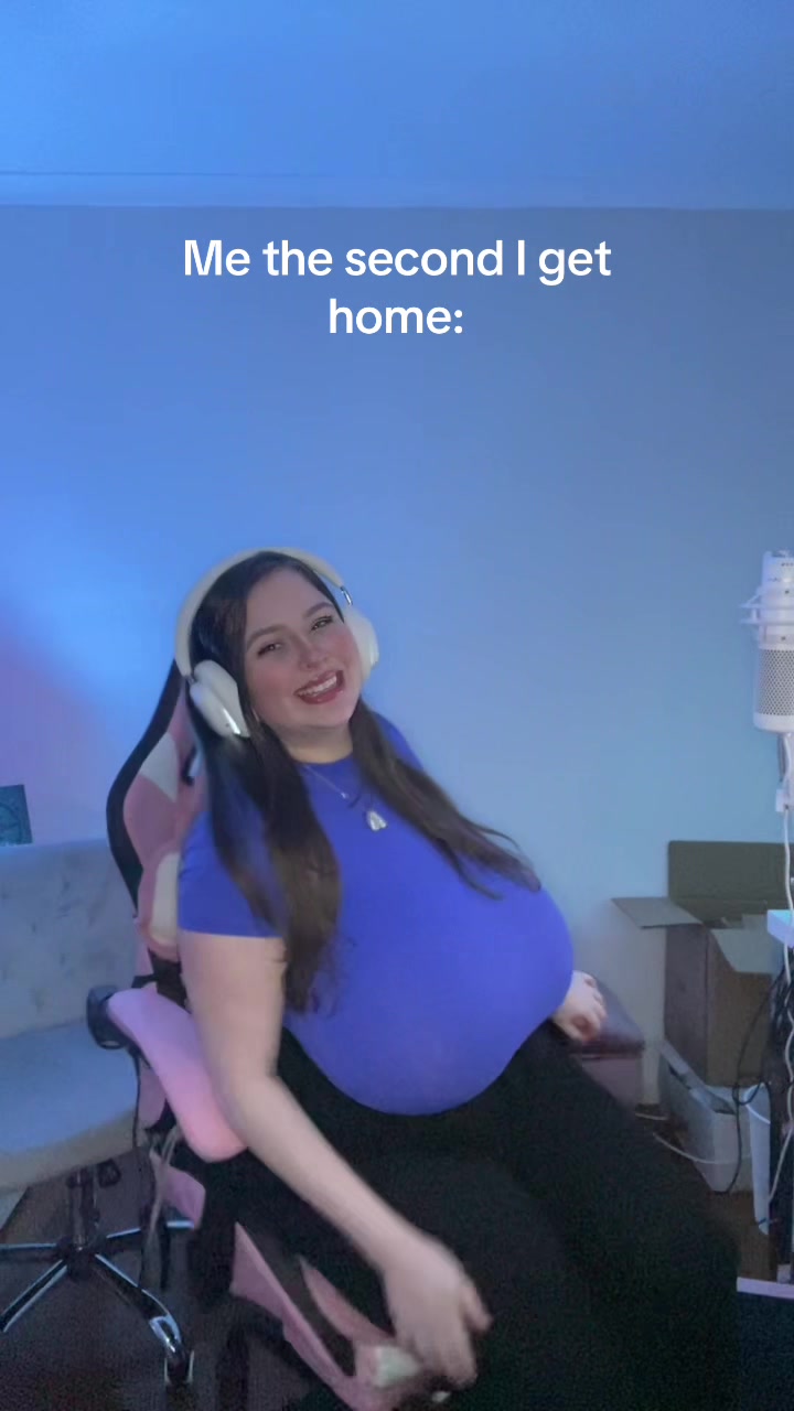 Straight to the PC🤪 IG: Astarbabyxox | kebabbsss (@kebabbsss)