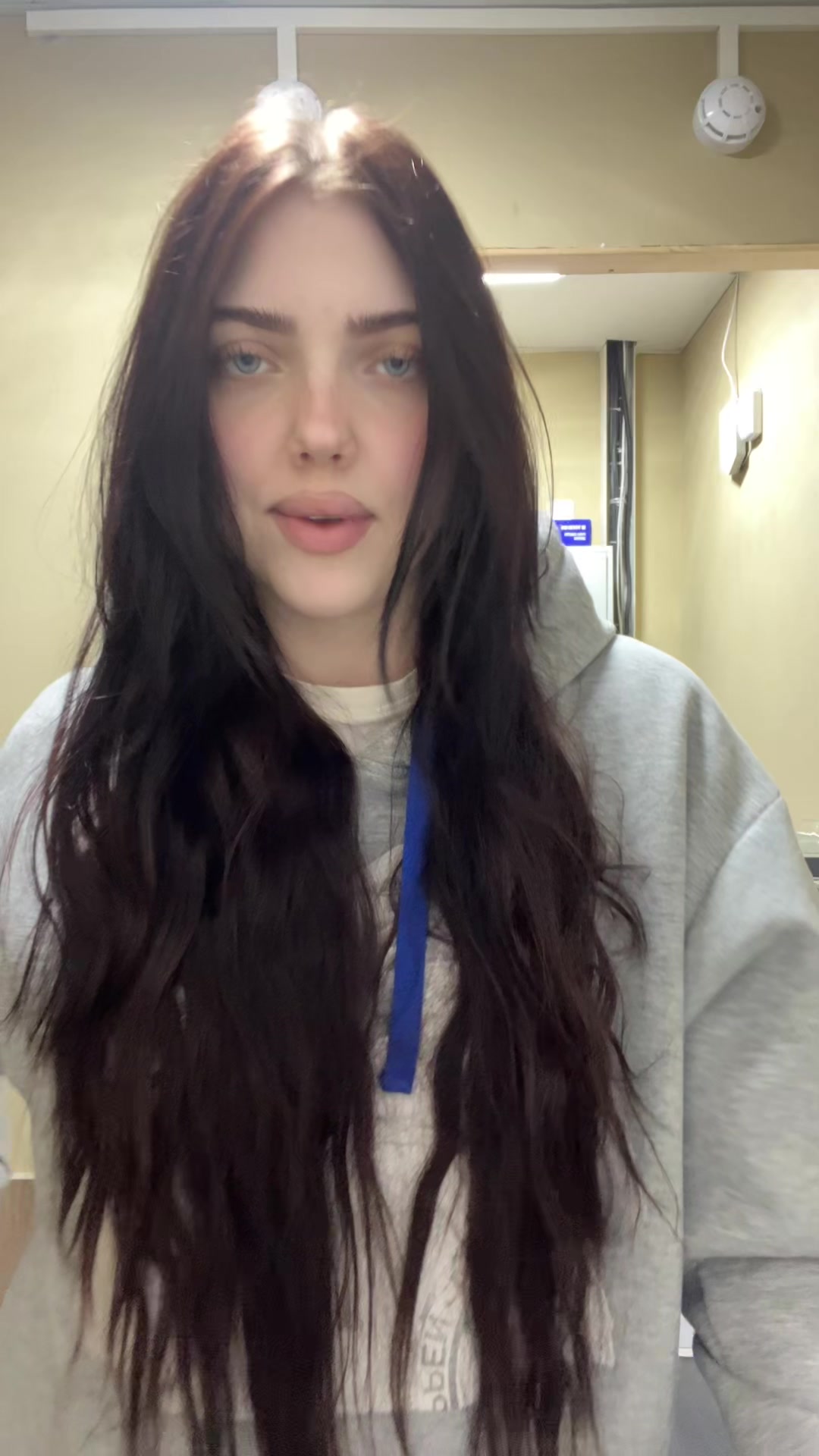 @𝒗𝒆𝒓𝒂