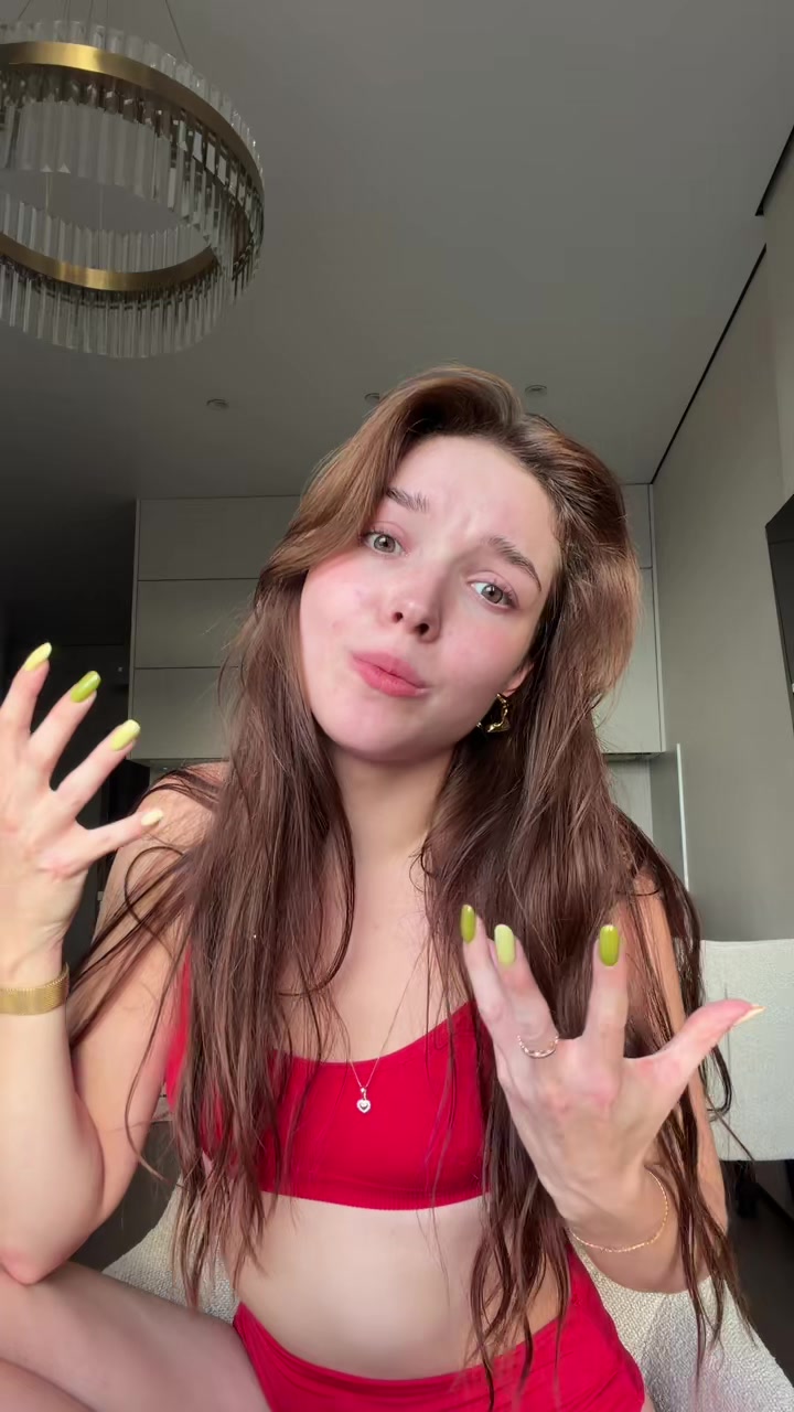 @Yuliana_Peters