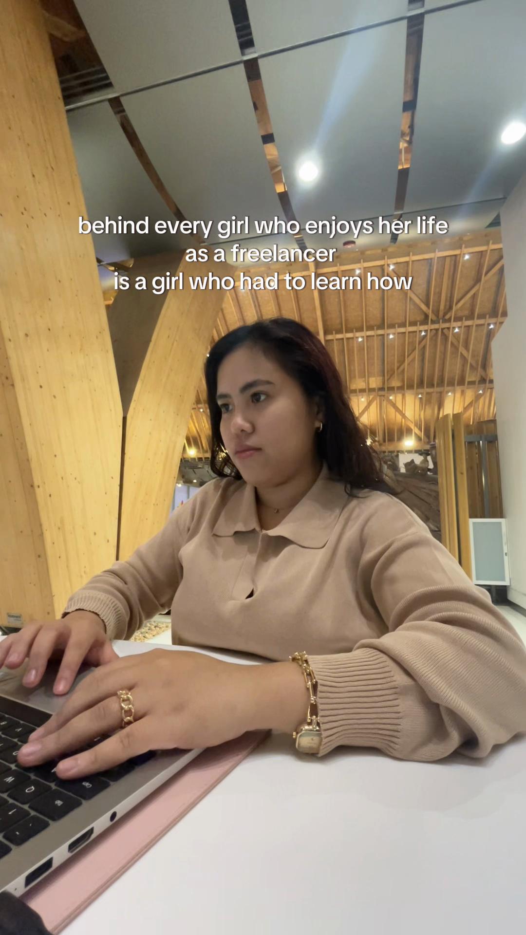 @Gella | Freelance + Side Quest