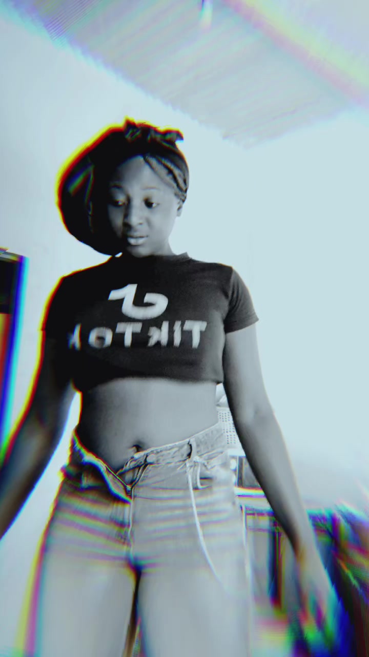 @❤️🩹fav girl chantia🩷💋!