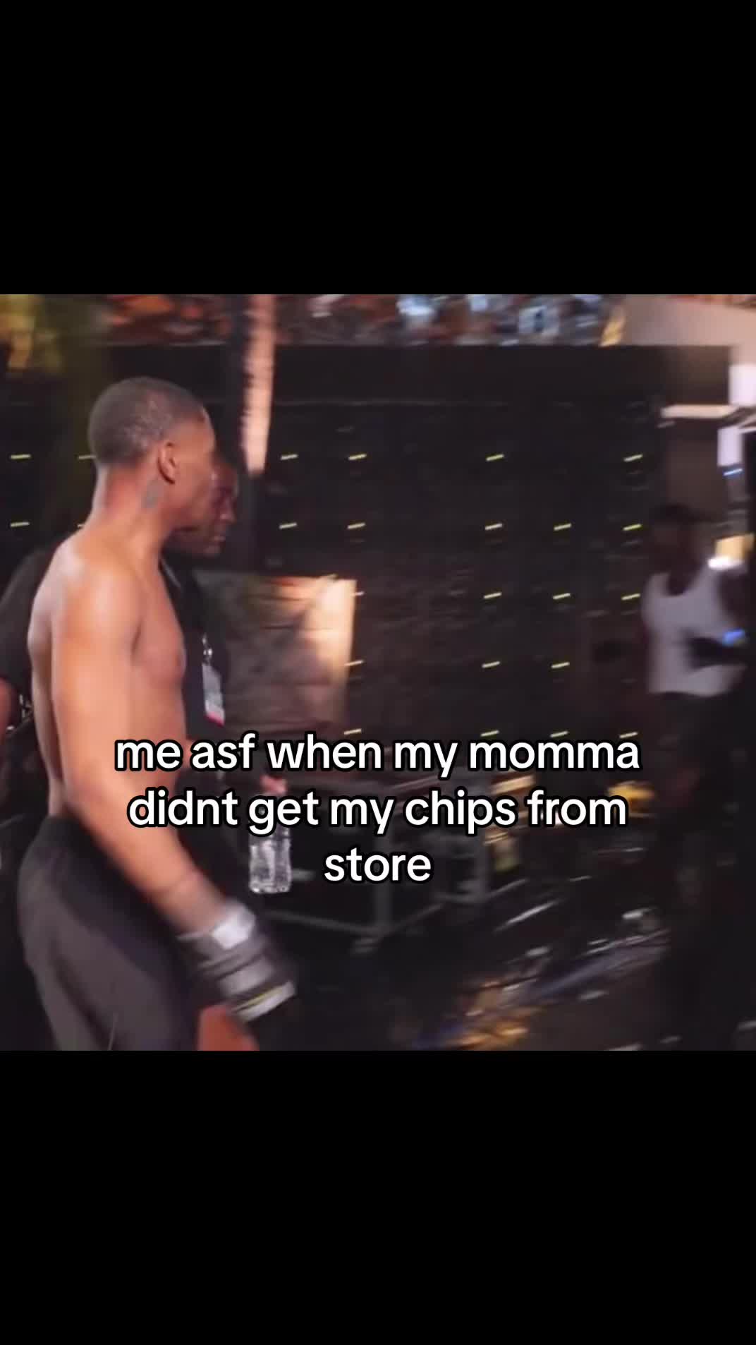 @⃟