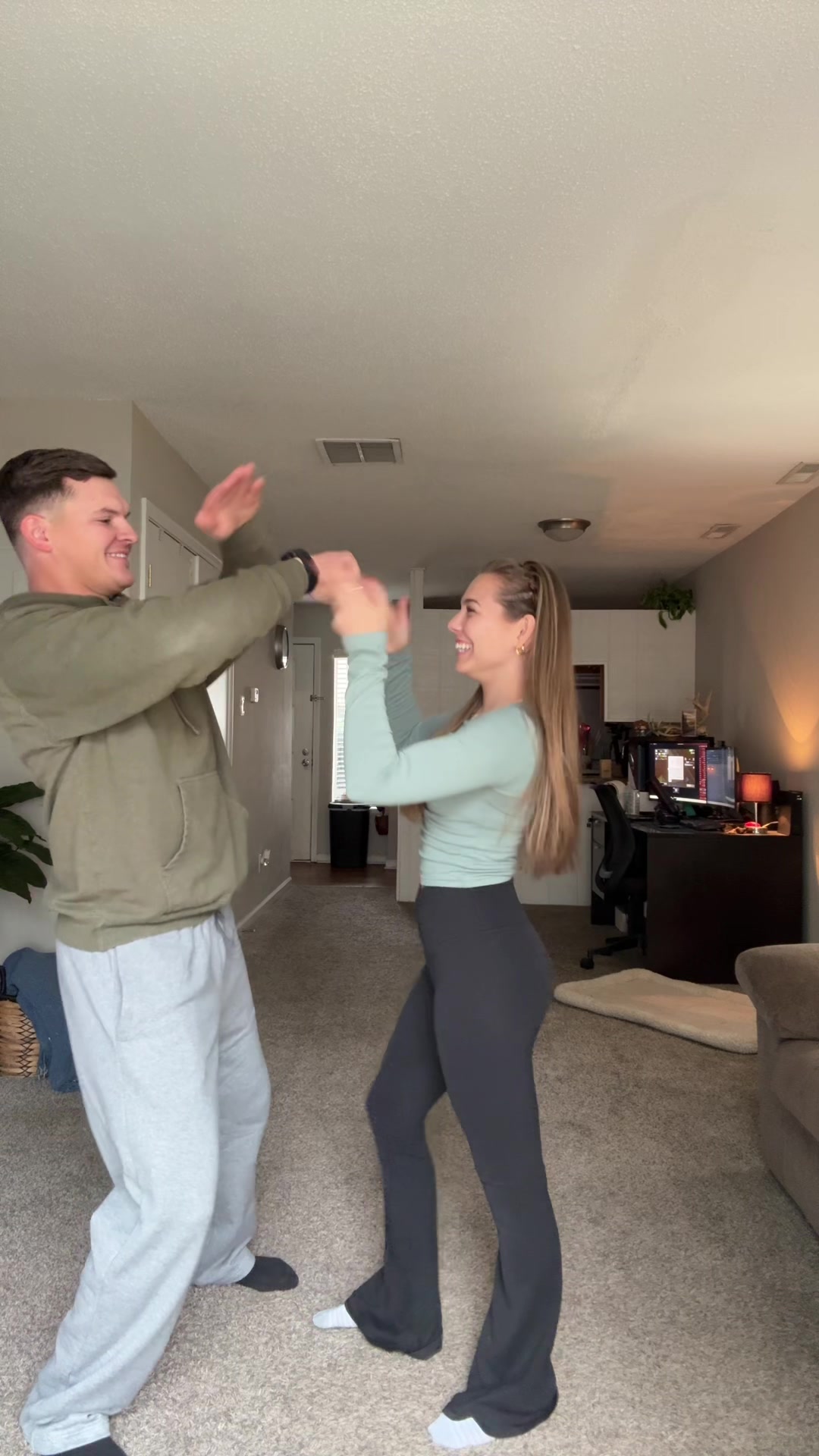 @Llyssanicholee