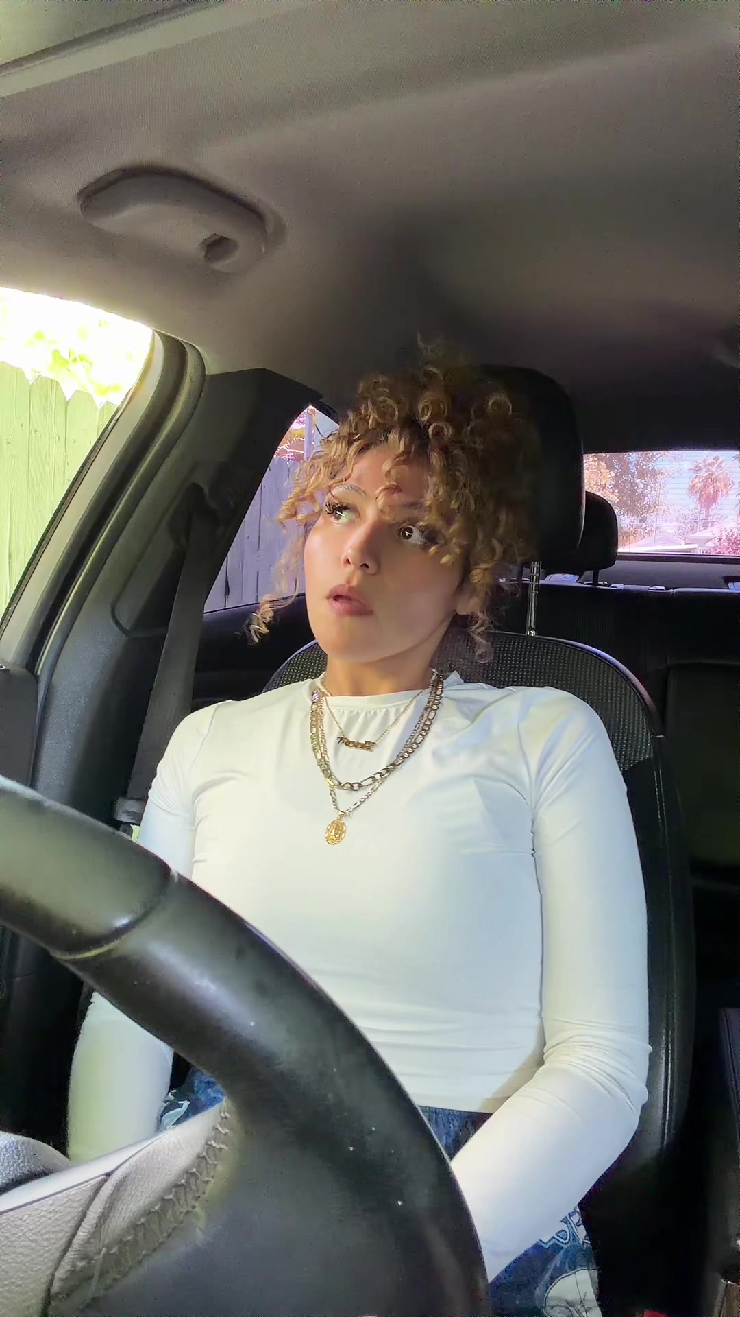 @Lala
