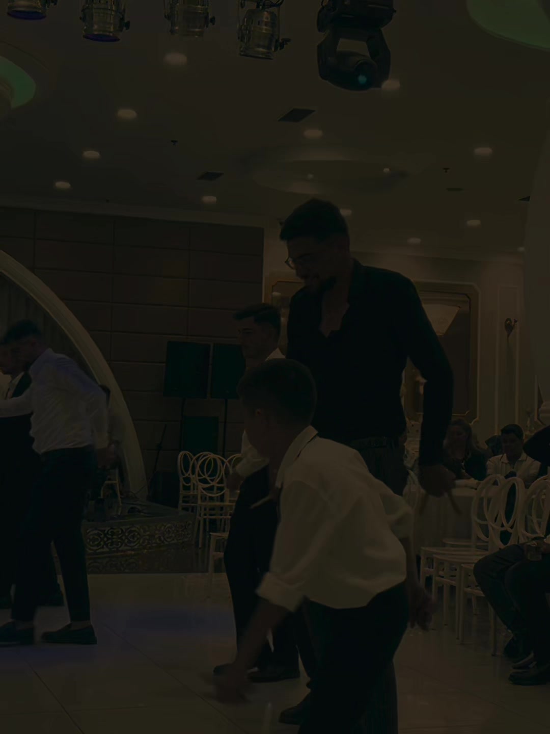 @&Uuml;zeyir G&uuml;l