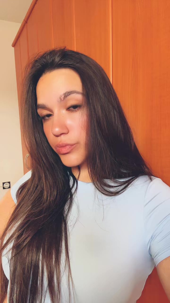 @𝔍