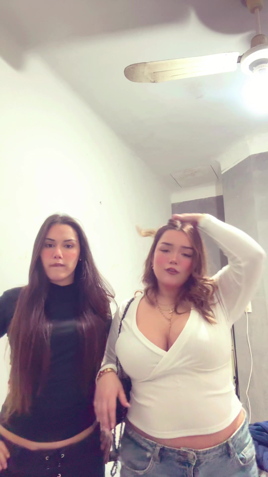 @Lara
