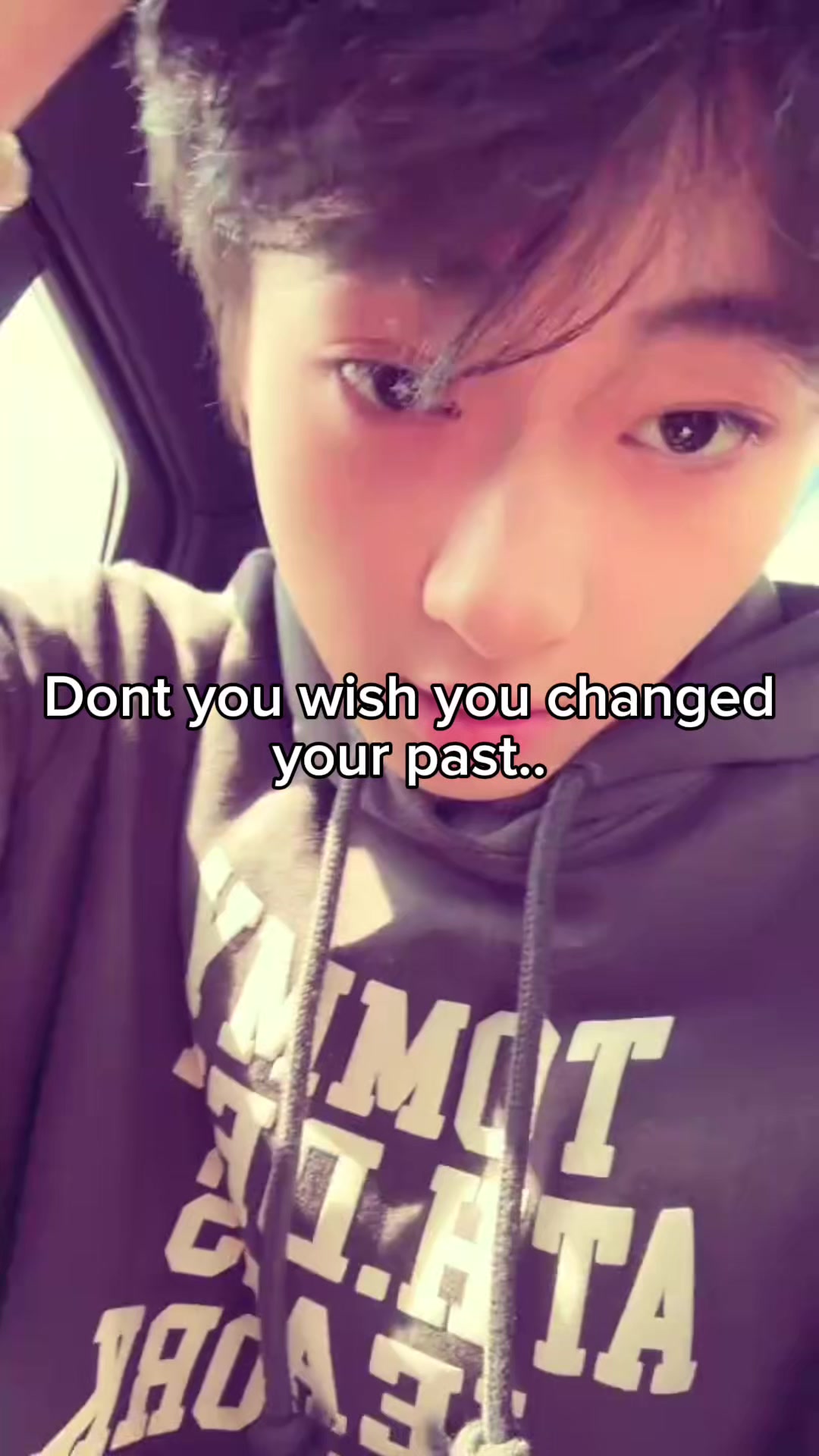@Good boy (nom nom)