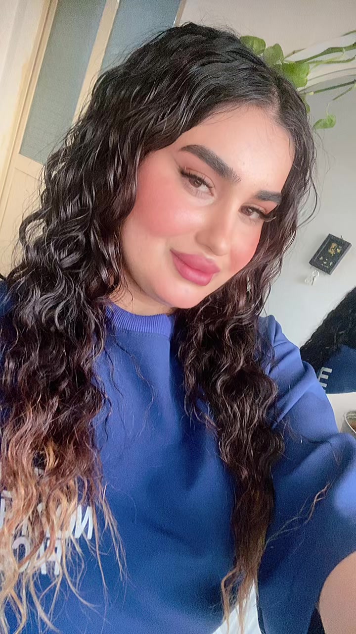 @Sarina._.k_h