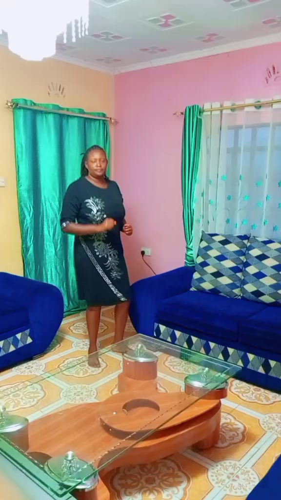 @mama Angel karatina