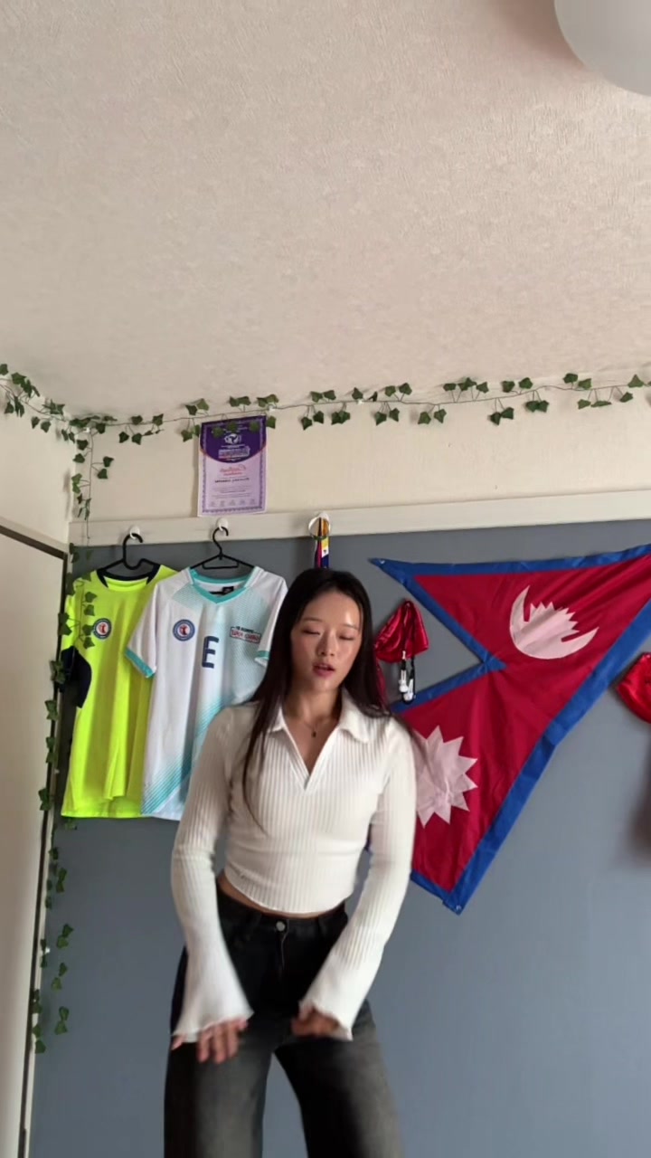 @🧿🦋🎭