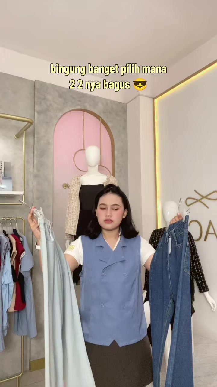 @LLACES Clothing