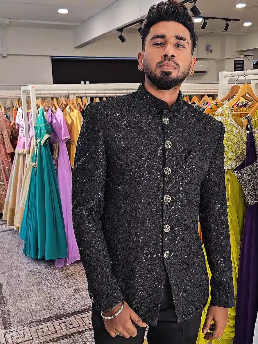 @Yaaraniz Collection