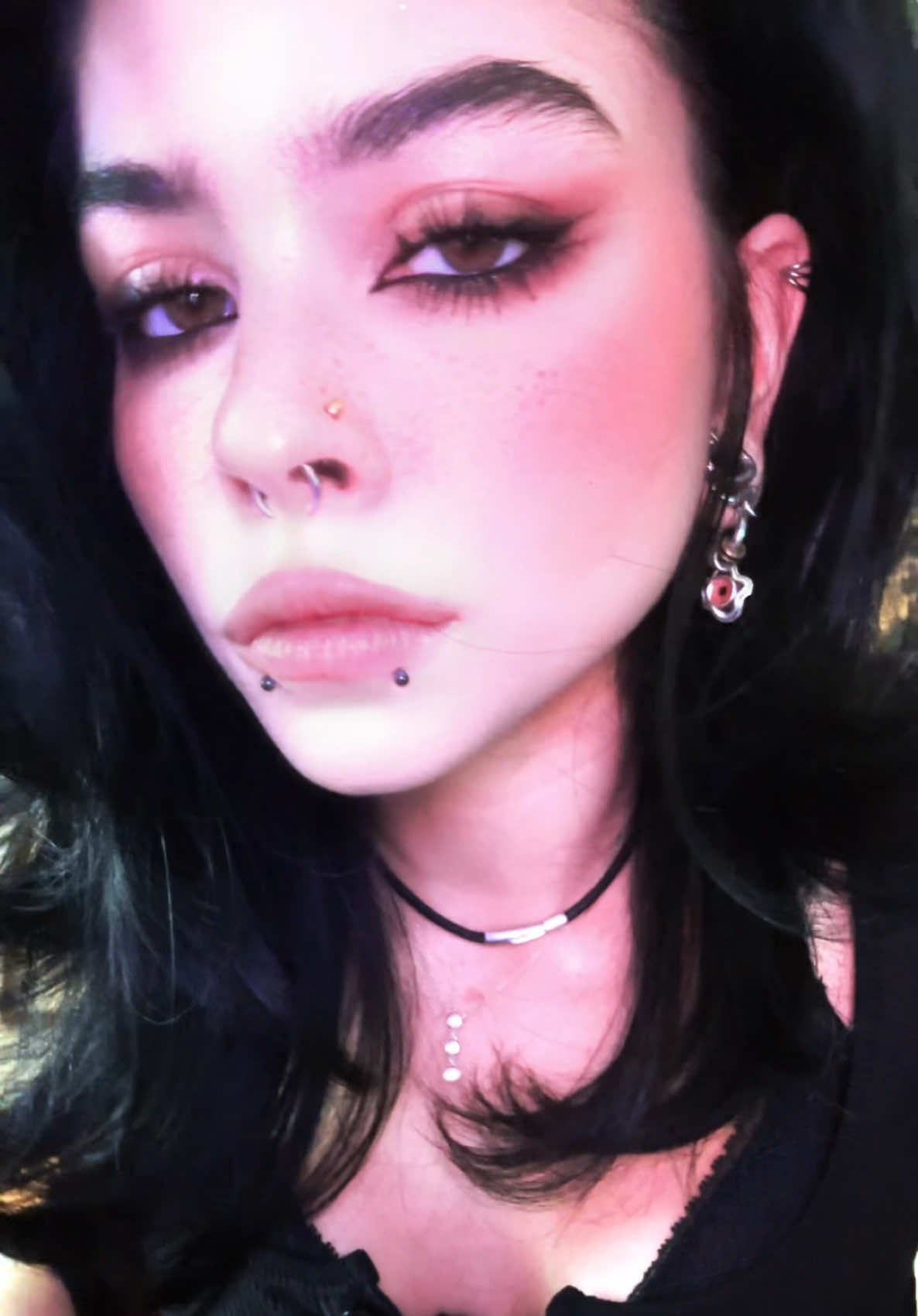 @bella