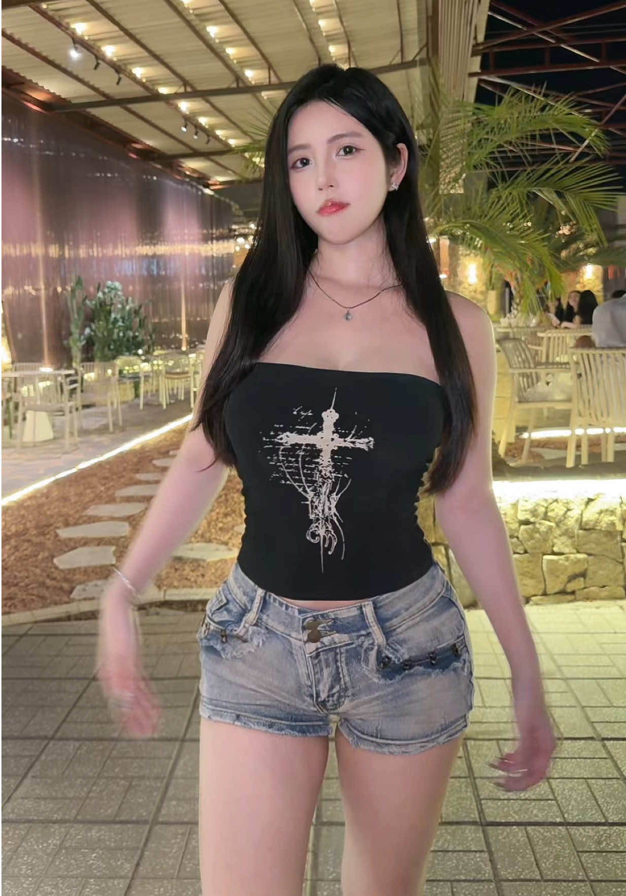 @𝒉𝒊𝒏 𝒕𝒉𝒐𝒓🐰