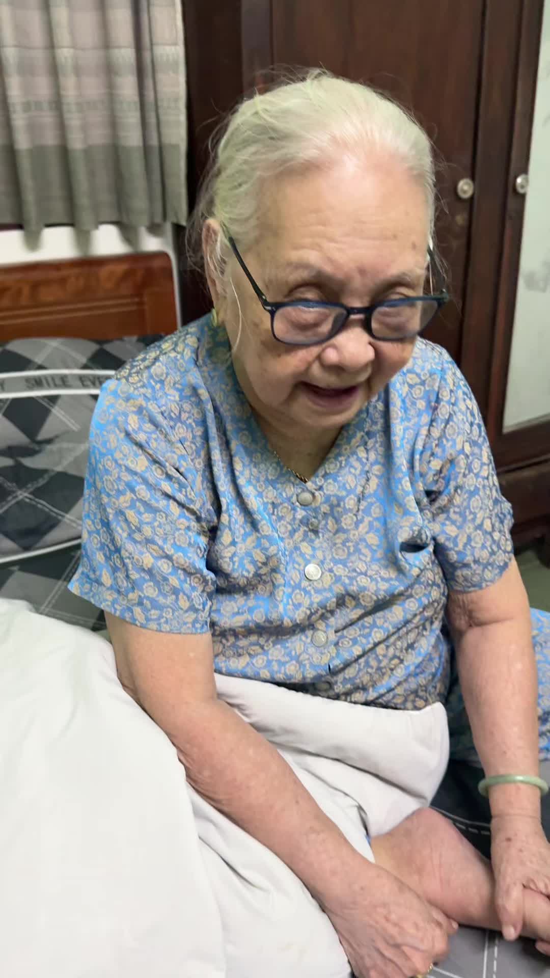 @Nguyễn Hồng Thủy