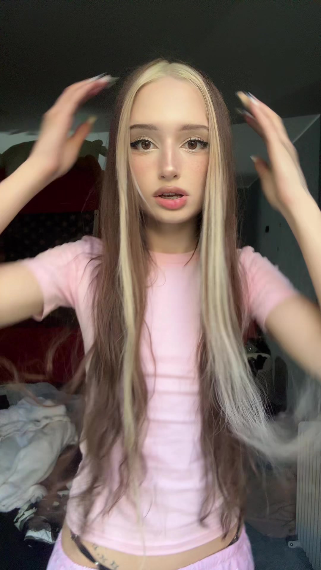 @Пчела