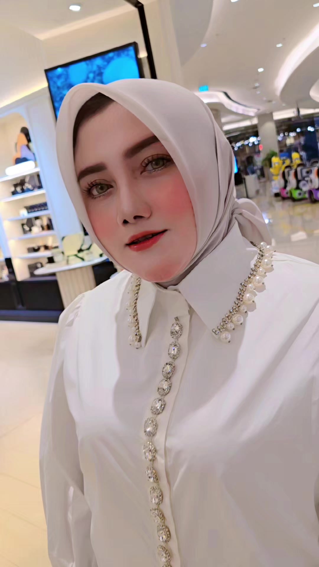 @Ayu Hasyim Aybe