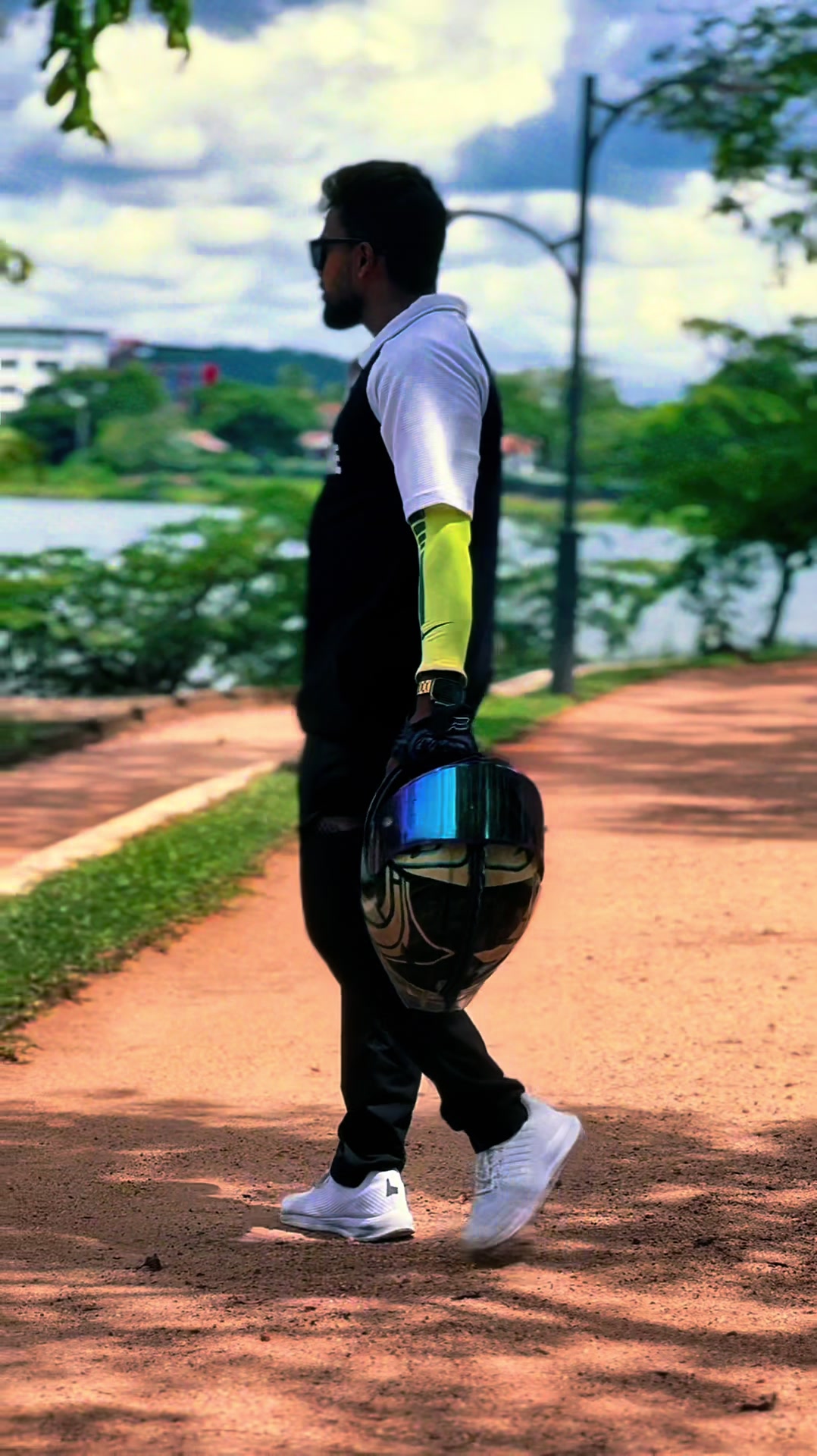 @සංජුවා 😇
