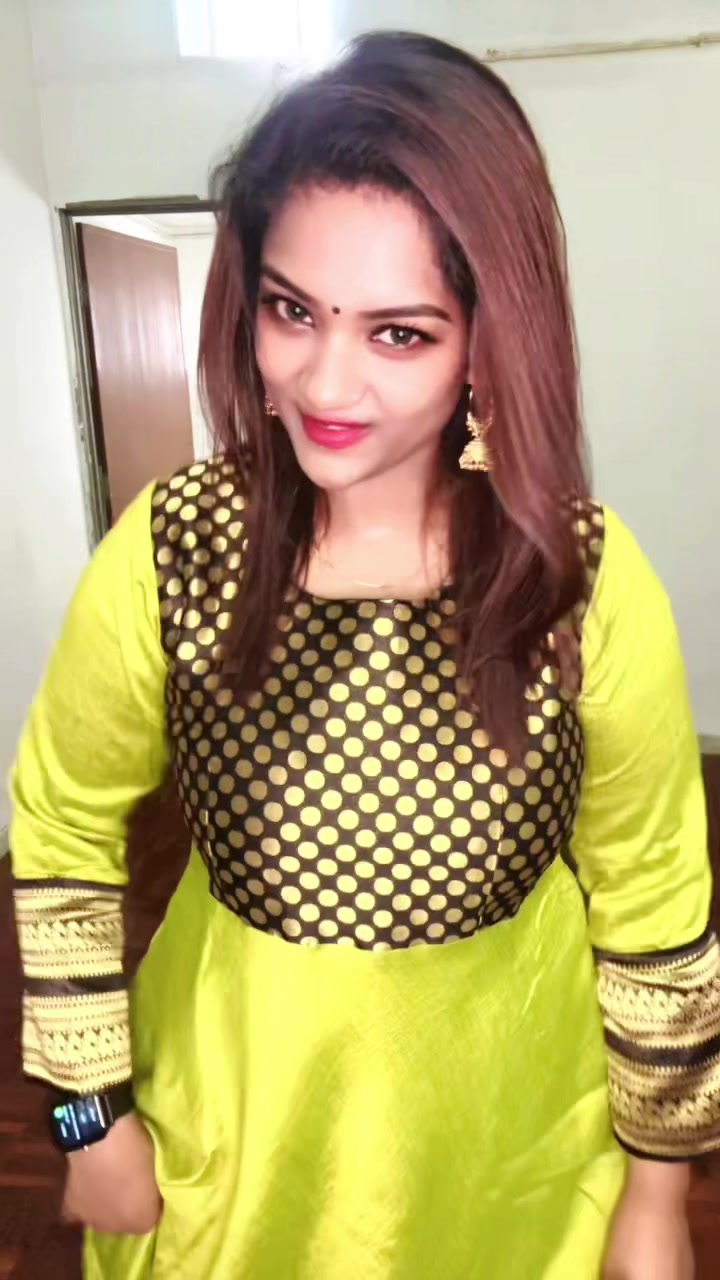 @Malini🖤💚✨🌻