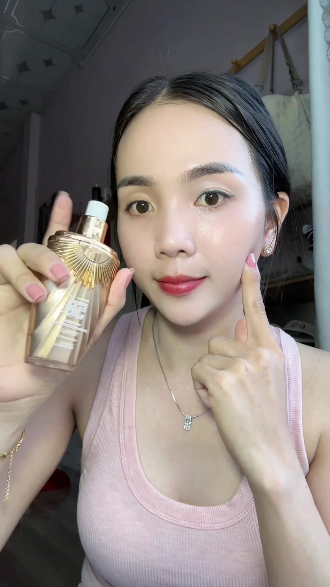 @Shop c&ocirc; g&aacute;i khmer
