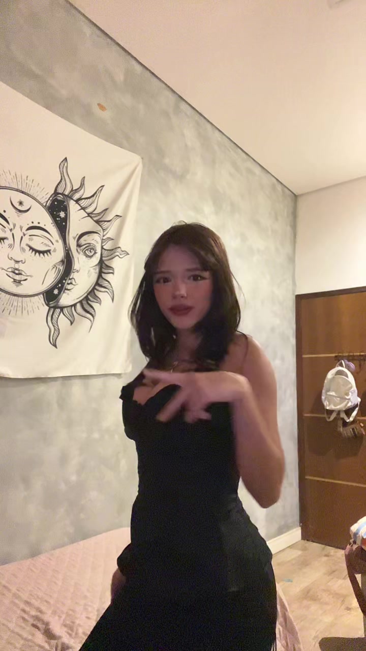 @Violeta