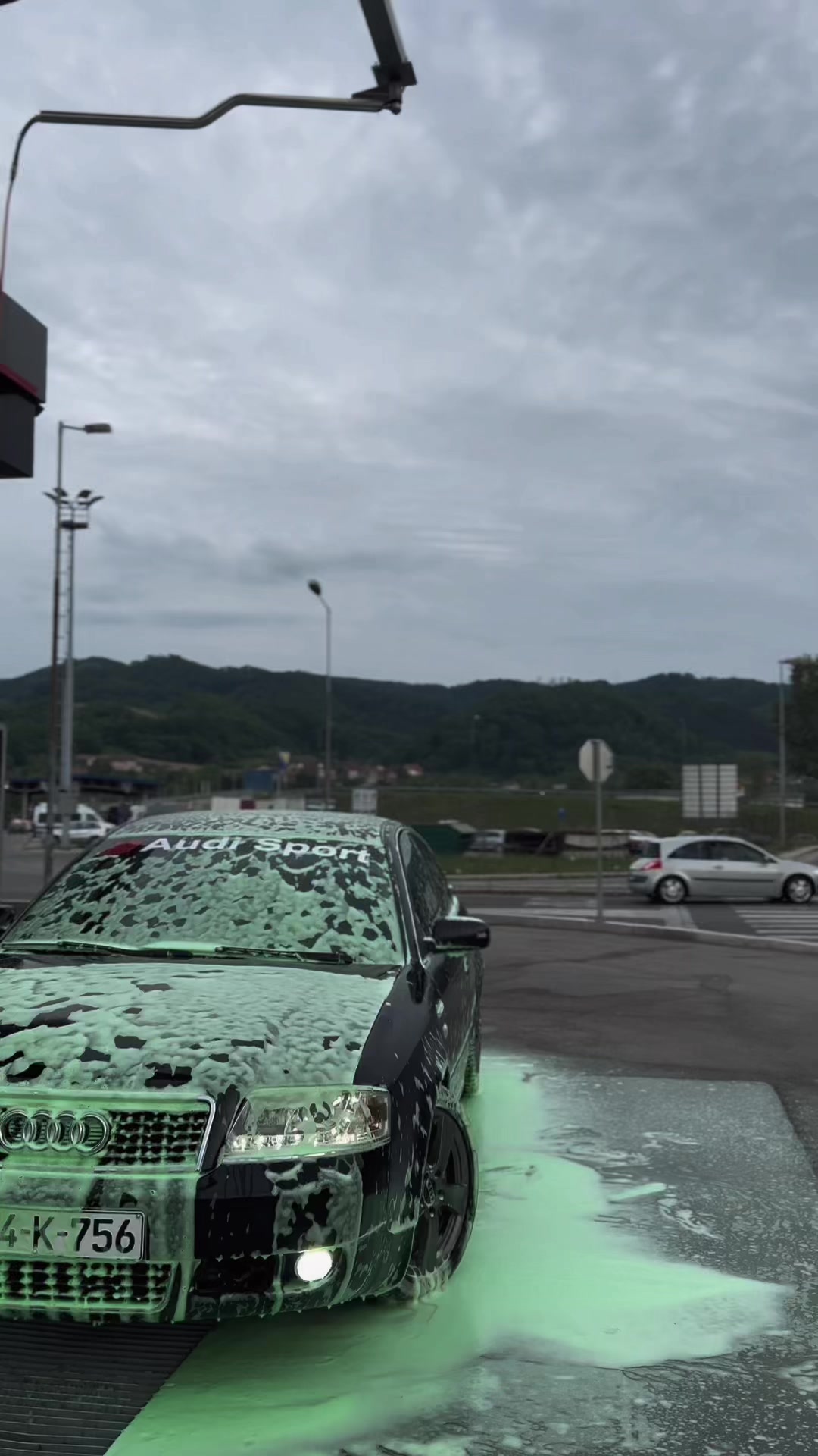 @AUDI SMRTI😈