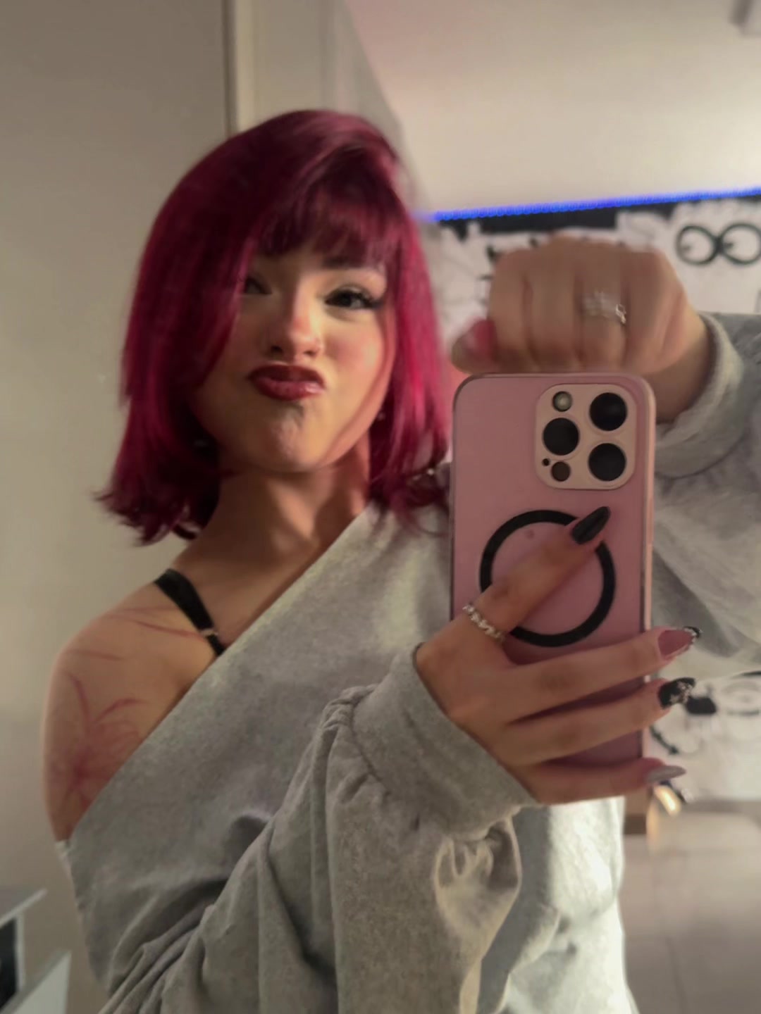 @𝕯𝖎𝖓𝖍𝖆💋