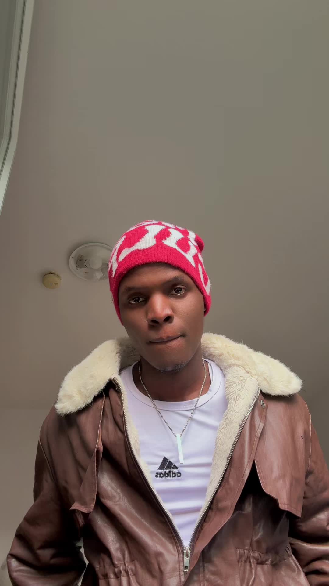 @Ficknots🇺🇬🇩🇪