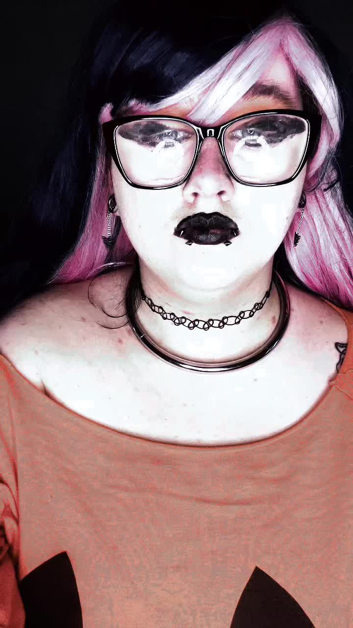 @sp00ky_treats