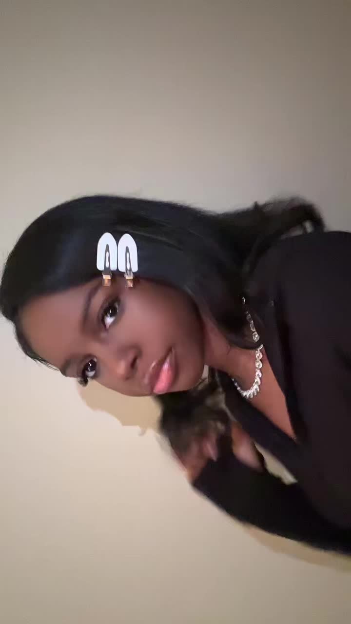 @𝐐