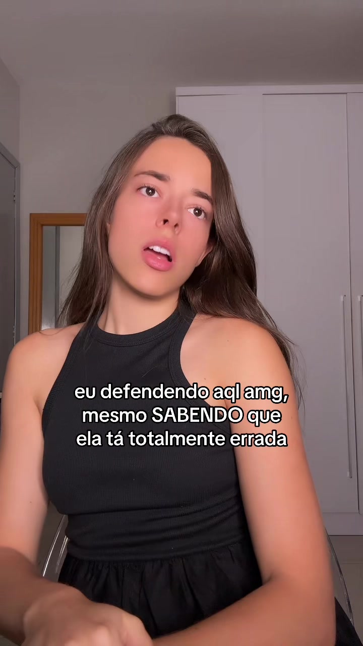 @Julia Andrade
