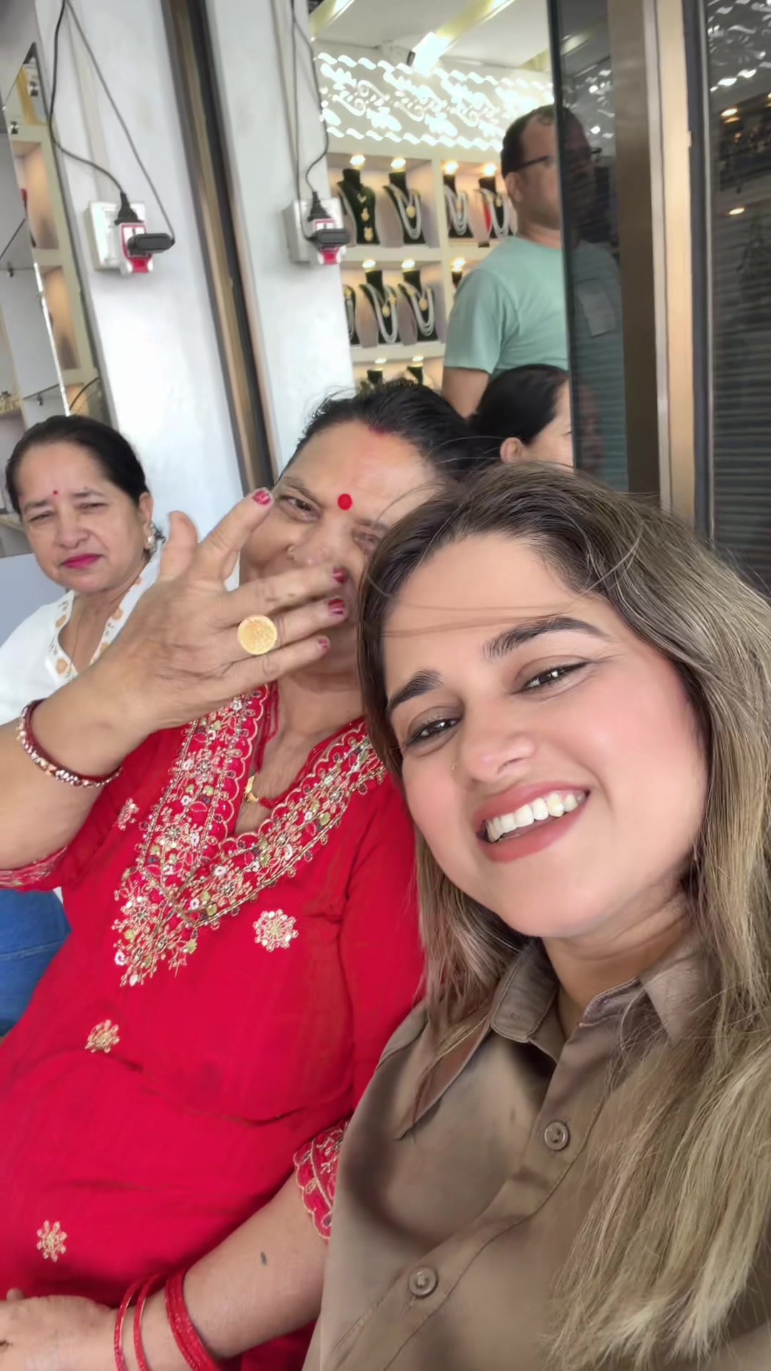 @Madi jewellers & sons