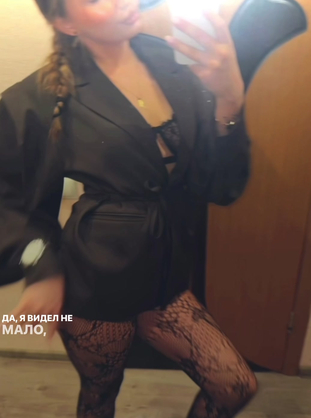 @карина