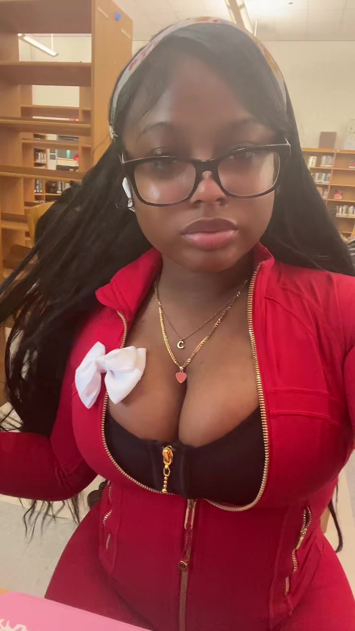 @bigbootygeek