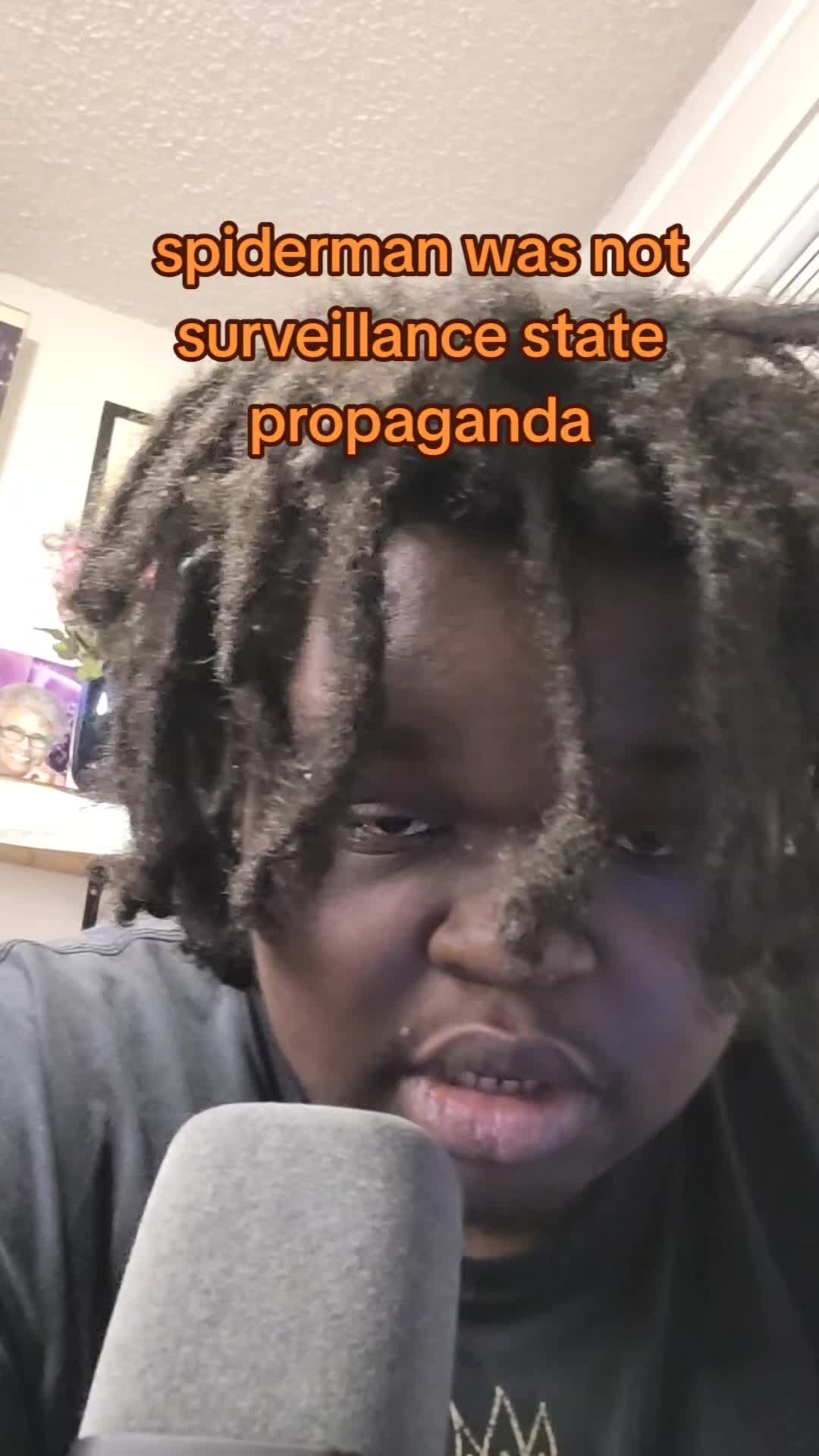 @legitimatelyluci