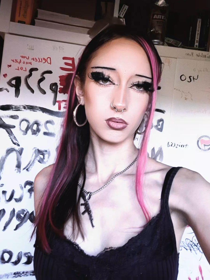 @☭❤️✮𝔑𝔢𝔩𝔢✮🖤☭