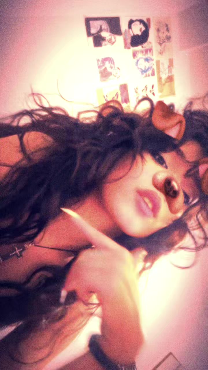 @B👩🏻🦱