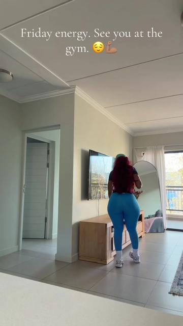 @Dee🇿🇦