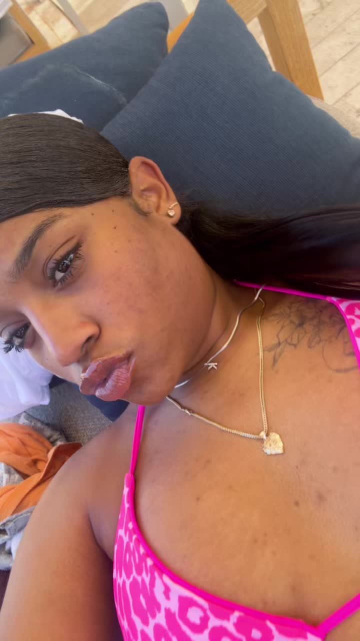@kaylamarie23
