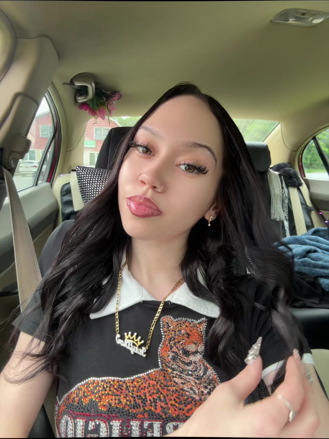 @Ms.IzzyDior💋
