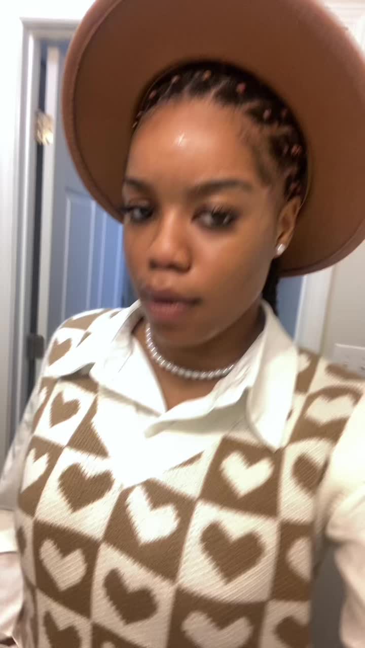 @💸🥵