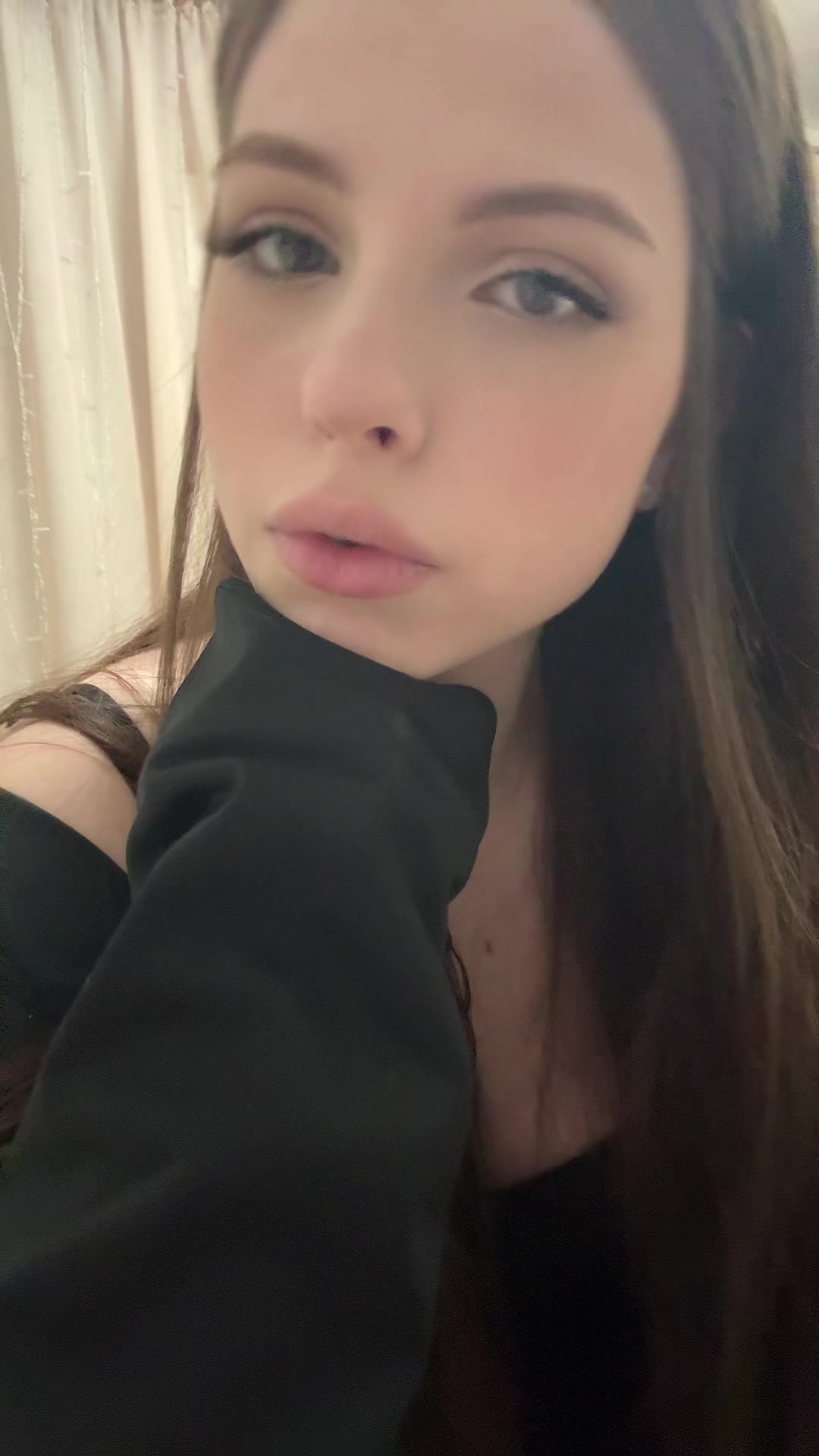 @vikykrr