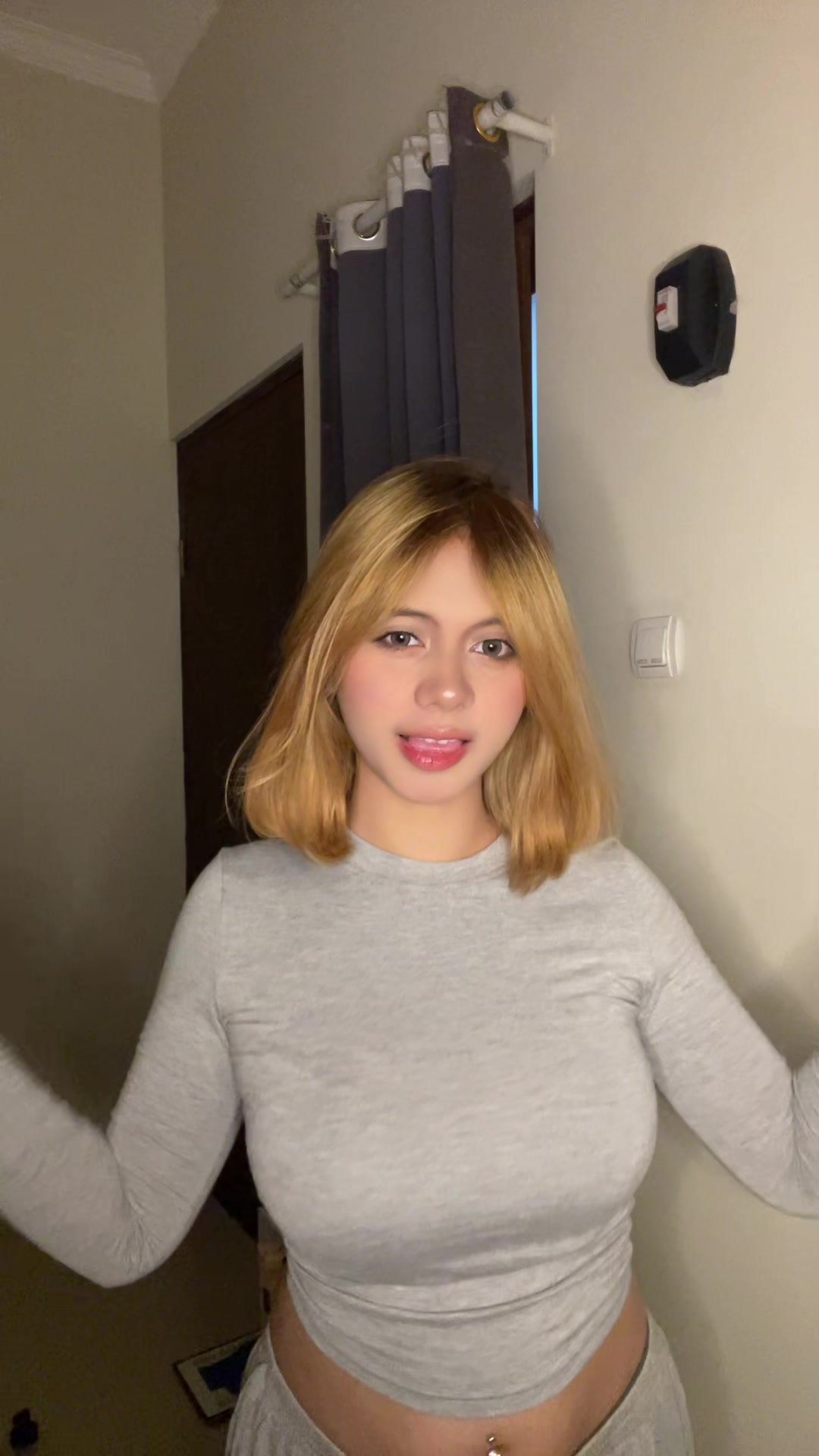 @niccoorrobin